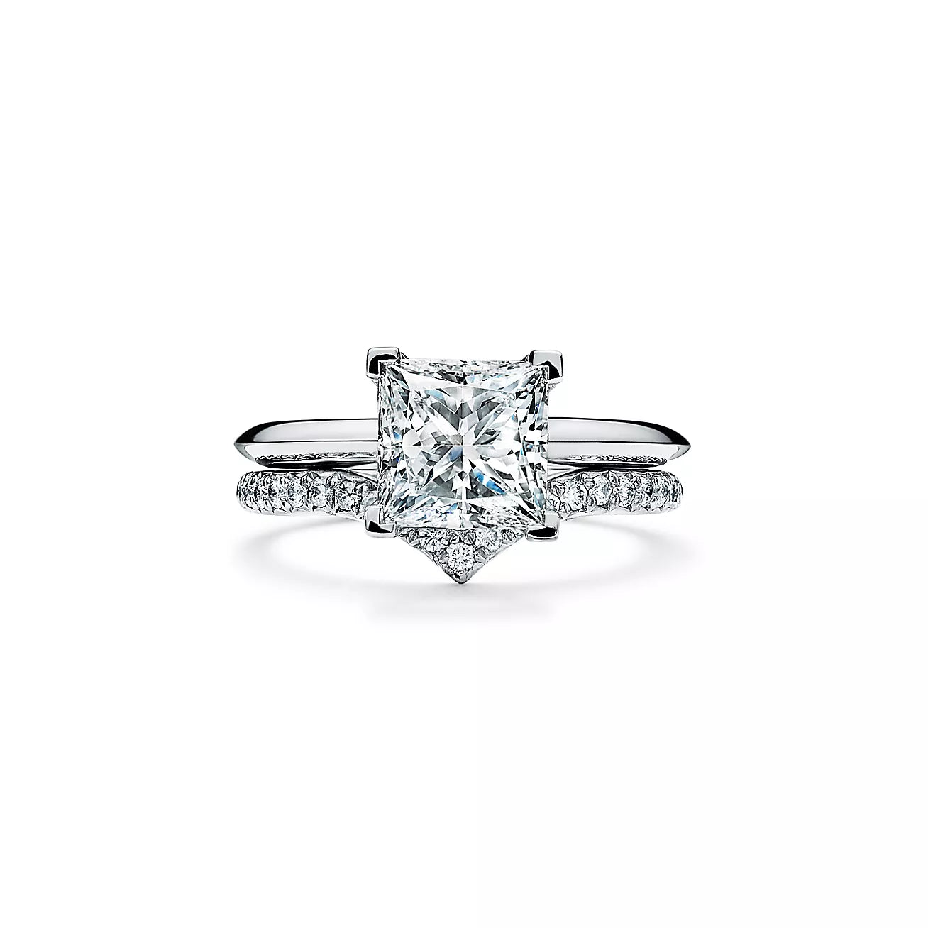 Engagement Ring with a Princess Cut Gem