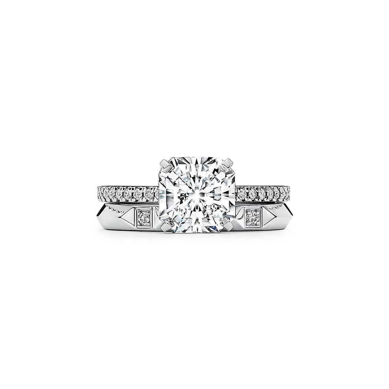 Engagement Ring with a HEFFF Cut Gem